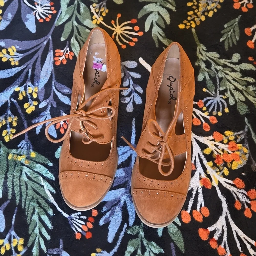 Qupid Oxfords Pumps - Picture 2 of 6